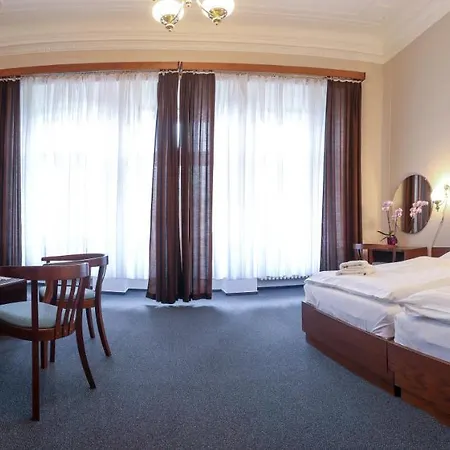 Slovan Hotel 3*