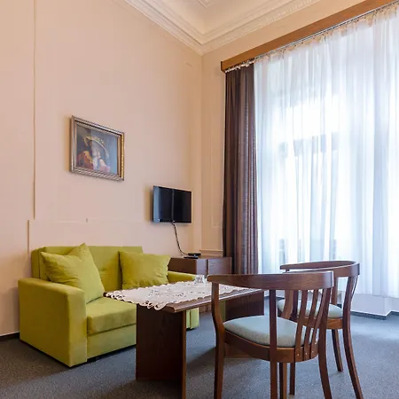 Slovan Hotel 3*